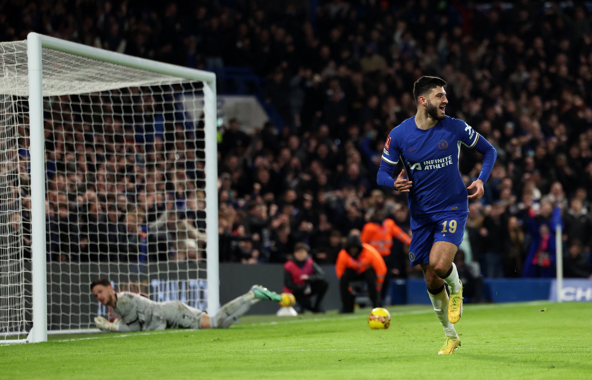 FA Cup: Chelsea đ&egrave; bẹp Preston, Newcadtle v&ugrave;i dập Sunderland- Ảnh 2.