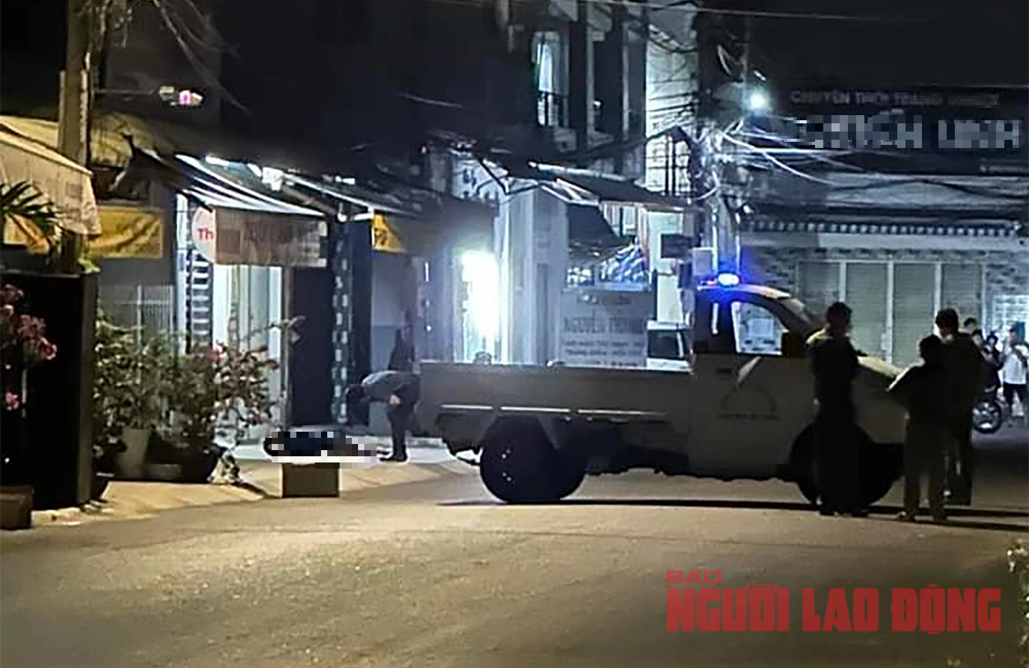 An Giang: Nh&oacute;m thanh ni&ecirc;n ch&eacute;m chết người ngay tr&ecirc;n phố chỉ trong 1 ph&uacute;t- Ảnh 1.