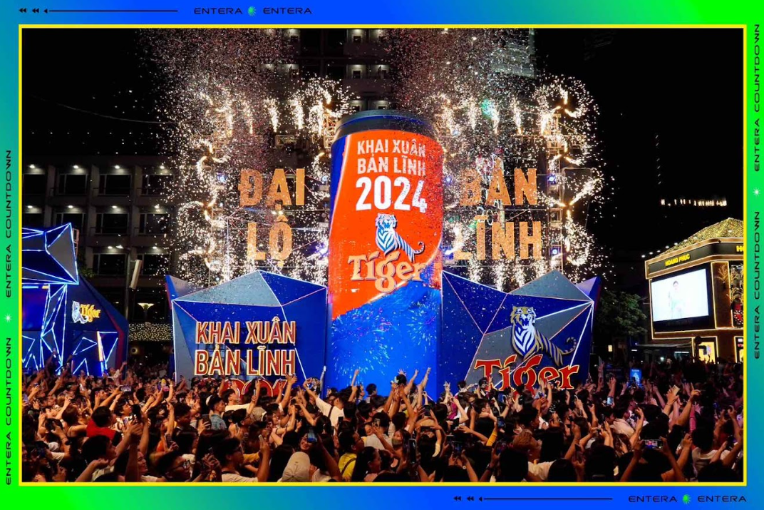 Entera Countdown 2024: B&ugrave;ng nổ khoảnh khắc countdown mở ra năm mới bản lĩnh tại phố đi bộ c&ugrave;ng hơn 100.000 người tham dự- Ảnh 4.