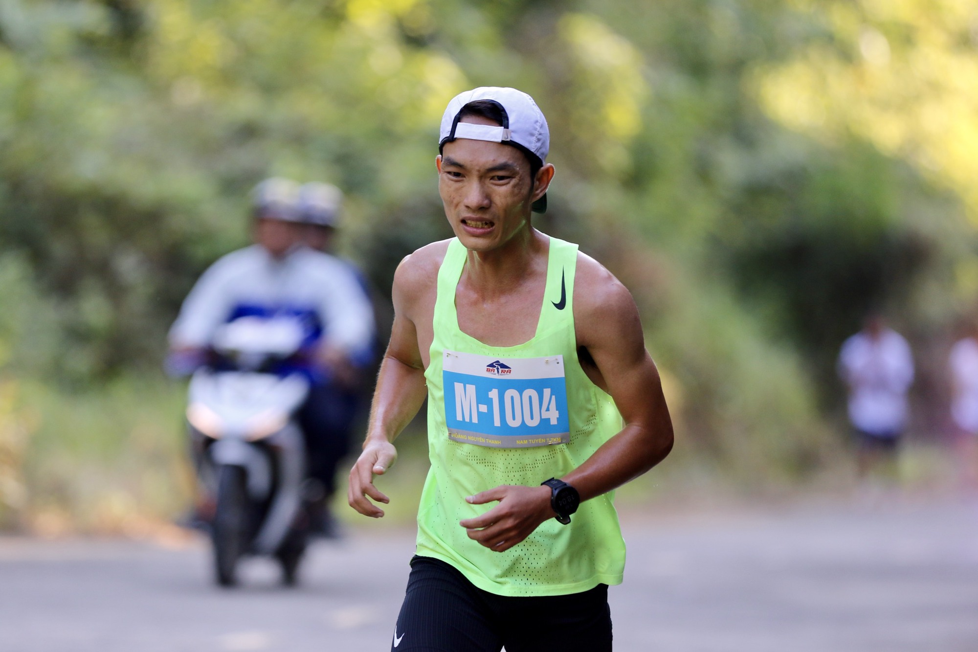Gần 7.000 VĐV tham dự giải b&aacute;n marathon Run to Live 2024- Ảnh 2.