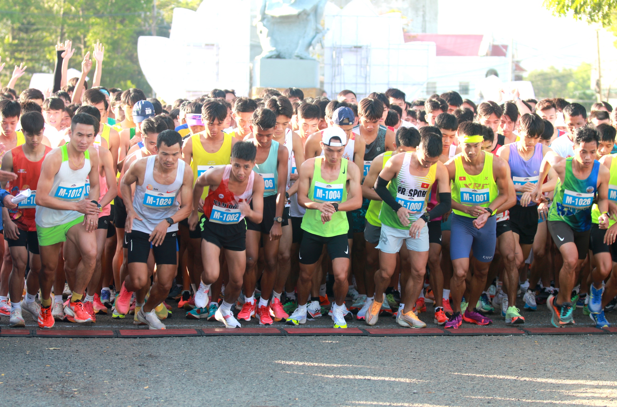 Ho&agrave;ng Nguy&ecirc;n Thanh, Nguyễn Thị Oanh chinh phục đỉnh cao B&agrave; R&aacute;- Ảnh 3.