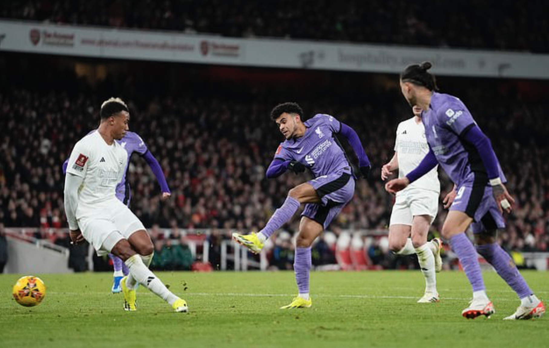 Thua sốc Liverpool, Arsenal dừng bước vòng ba FA Cup- Ảnh 5.