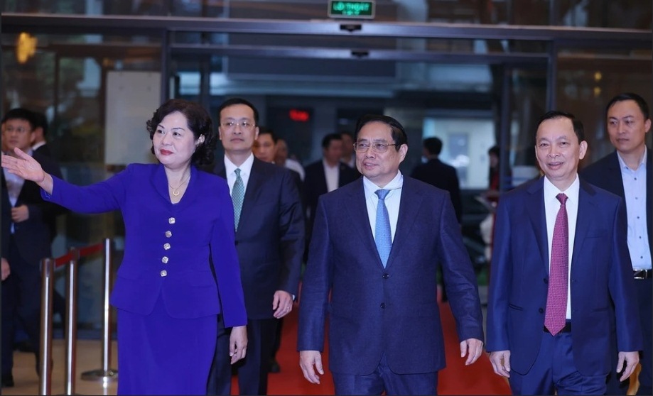 Thủ tướng dự Hội nghị triển khai nhiệm vụ ng&agrave;nh ng&acirc;n h&agrave;ng năm 2024- Ảnh 1.