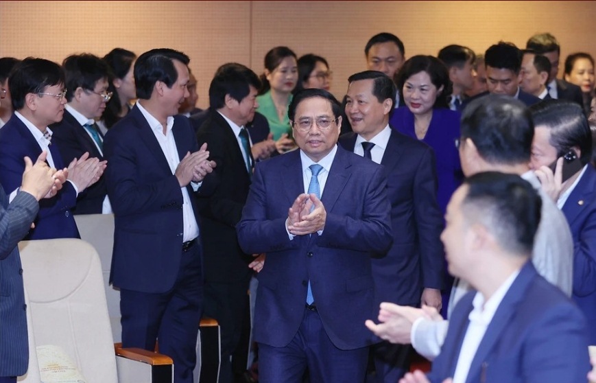 Thủ tướng dự Hội nghị triển khai nhiệm vụ ng&agrave;nh ng&acirc;n h&agrave;ng năm 2024- Ảnh 2.