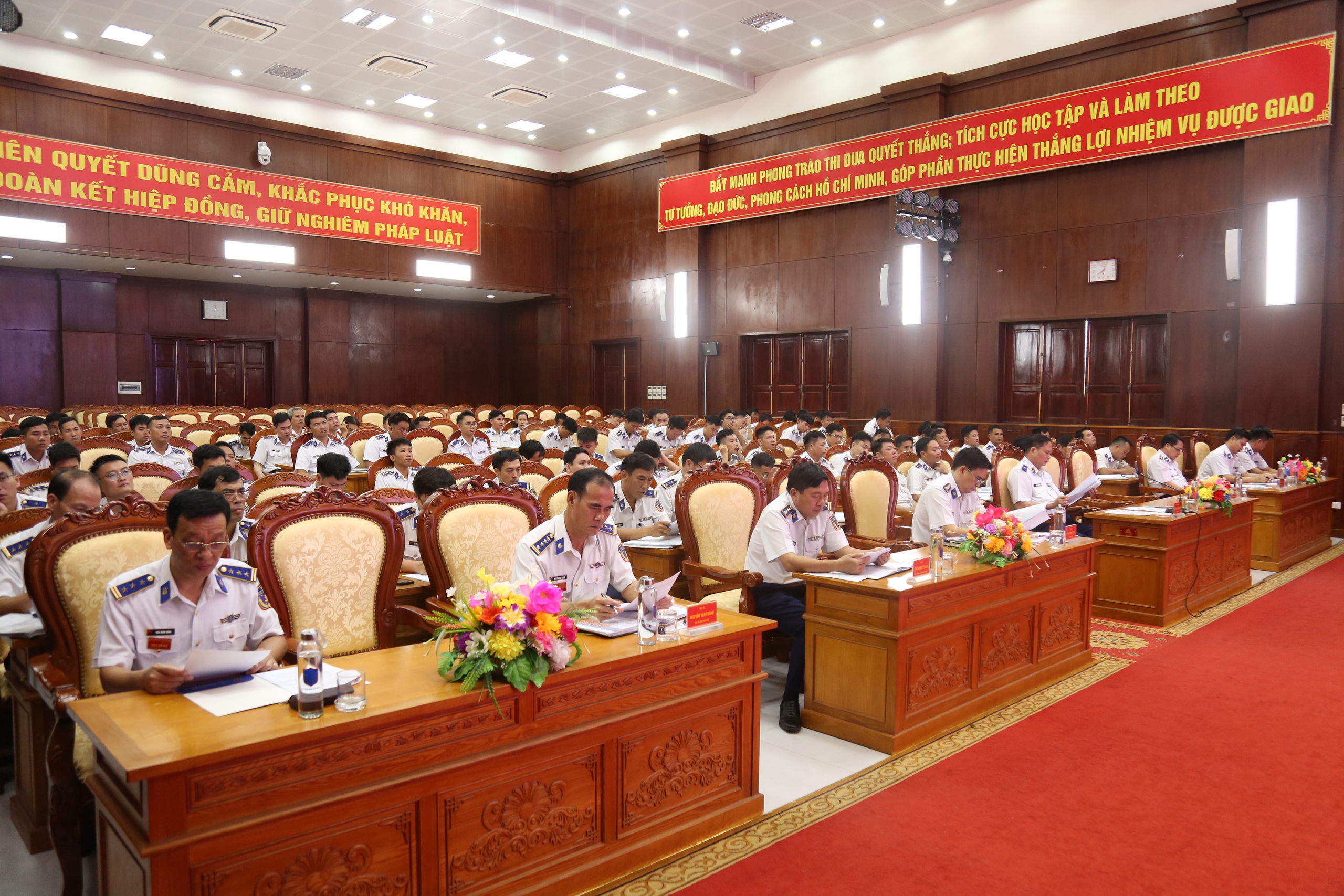 Đưa Luật Cảnh s&aacute;t biển v&agrave;o đời sống- Ảnh 1.