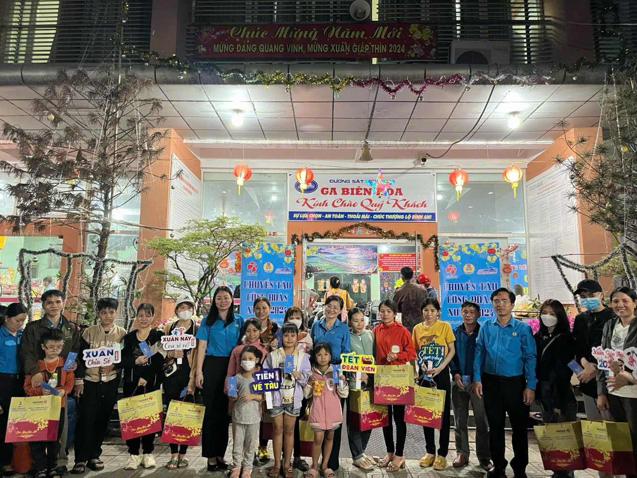 Hỗ trợ 1.000 v&eacute; t&agrave;u đưa c&ocirc;ng nh&acirc;n Đồng Nai về qu&ecirc; đ&oacute;n Tết- Ảnh 1.