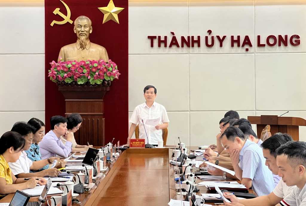 Gi&aacute;m đốc BQL dự &aacute;n đầu tư x&acirc;y dựng TP Hạ Long bị tạm đ&igrave;nh chỉ c&ocirc;ng t&aacute;c- Ảnh 1.