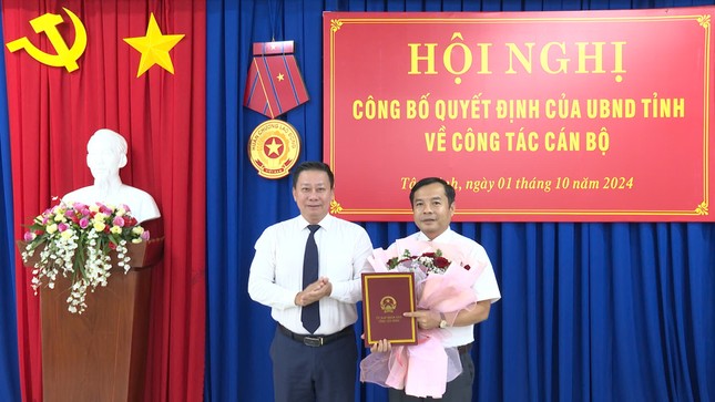 Tây Ninh: Bổ nhiệm Chánh thanh tra tỉnh, Phó Giám đốc Sở Nội vụ- Ảnh 1.