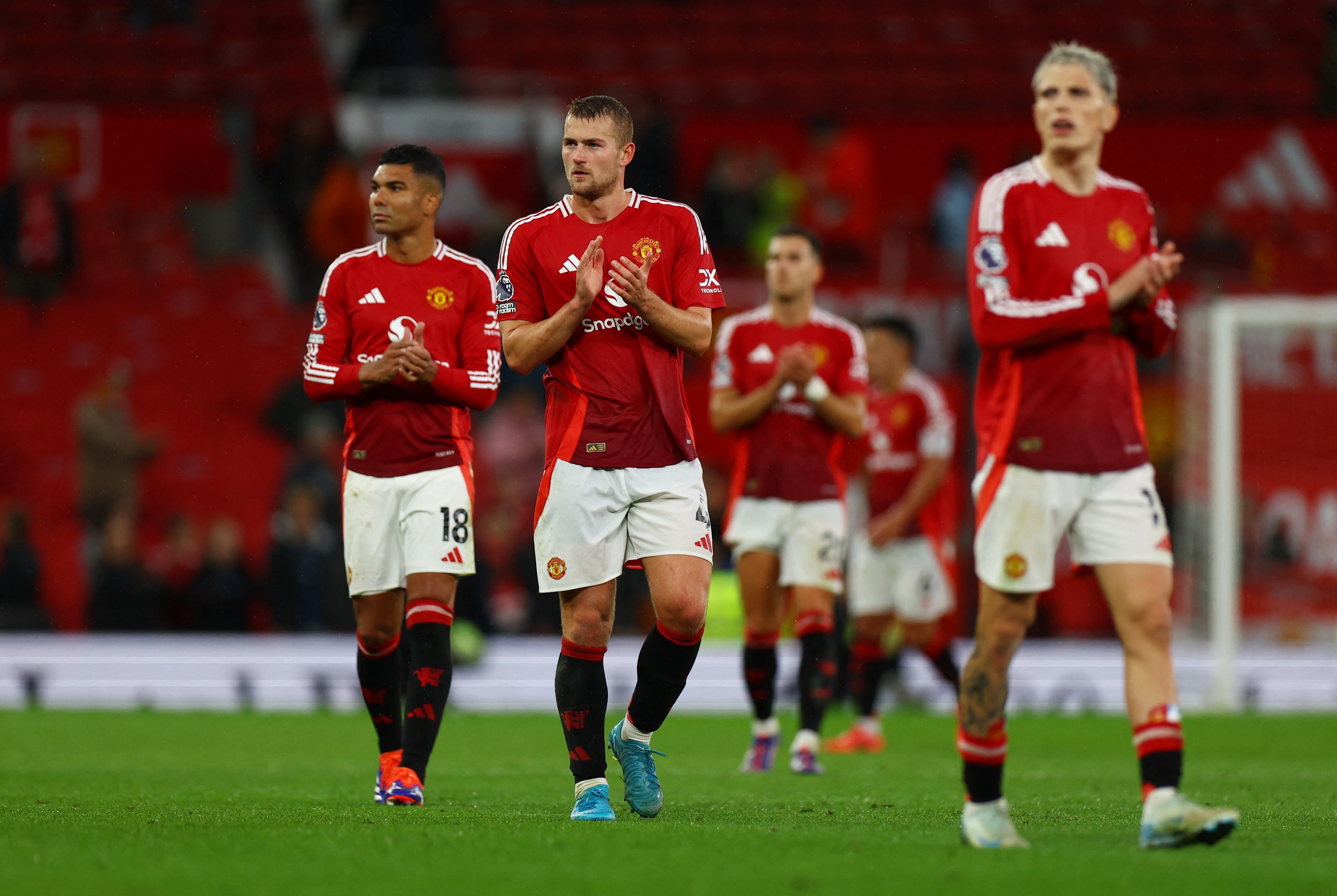 Erik ten Hag được trao "tối hậu thư", kh&oacute; giữ ghế ở Man United- Ảnh 2.