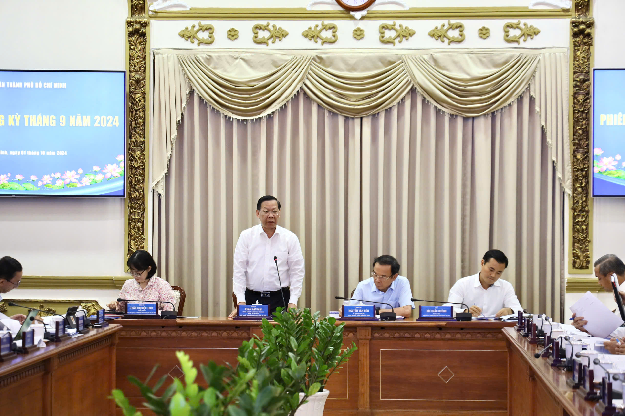 B&iacute; thư Nguyễn Văn N&ecirc;n: B&aacute;o c&aacute;o B&iacute; thư, Chủ tịch "bất kể ng&agrave;y đ&ecirc;m" để giải ng&acirc;n vốn đầu tư c&ocirc;ng- Ảnh 2.