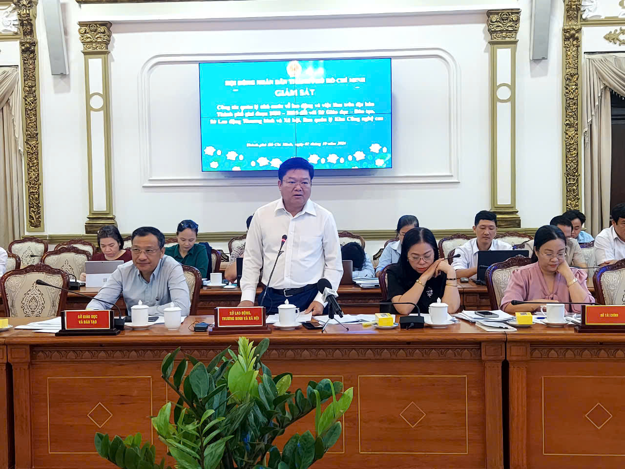 Đ&agrave;o tạo nghề cho người lao động chưa đ&aacute;p ứng nhu cầu- Ảnh 1.