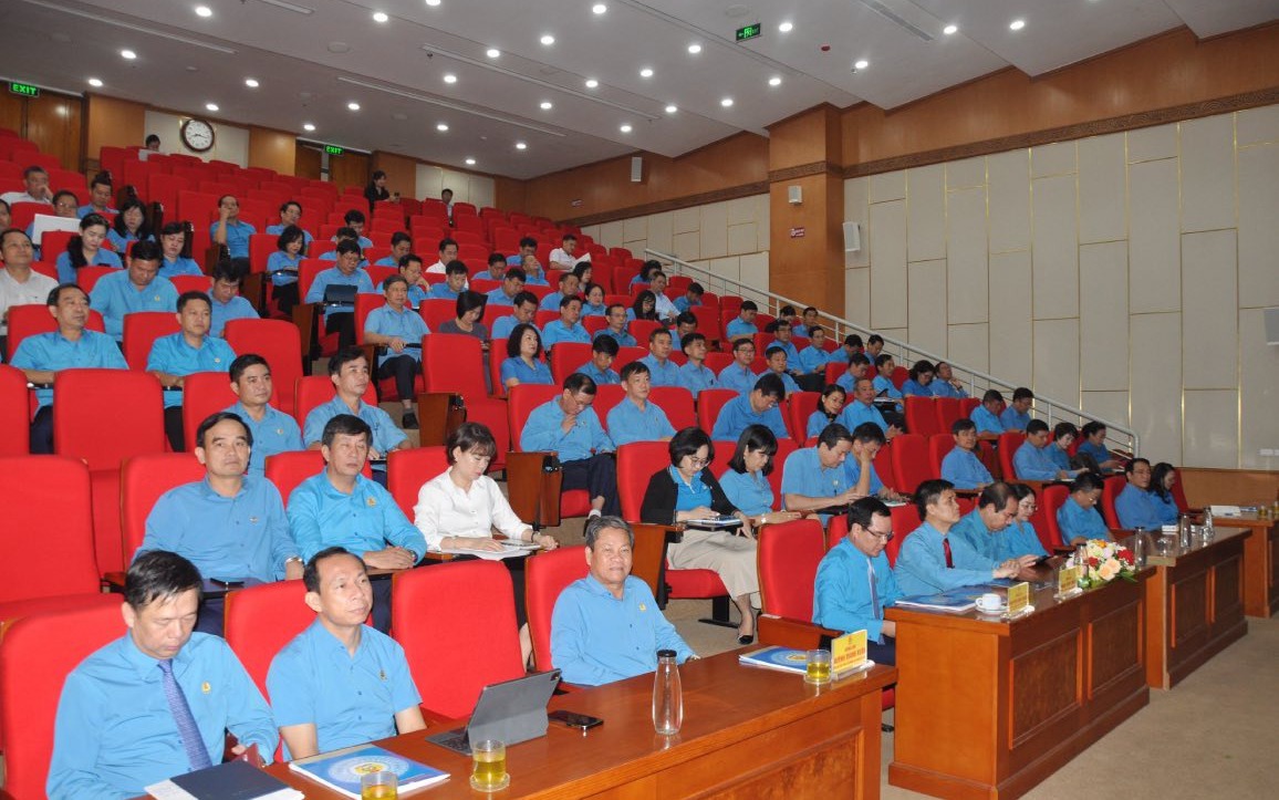 Bồi dưỡng, cập nhật kiến thức, kỹ năng cho cán bộ Công đoàn chủ chốt
