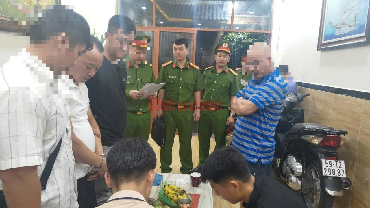 Người bán cháo lòng “nổ” là "Cục phó C02" lừa trùm cát tặc hàng tỉ đồng- Ảnh 1.