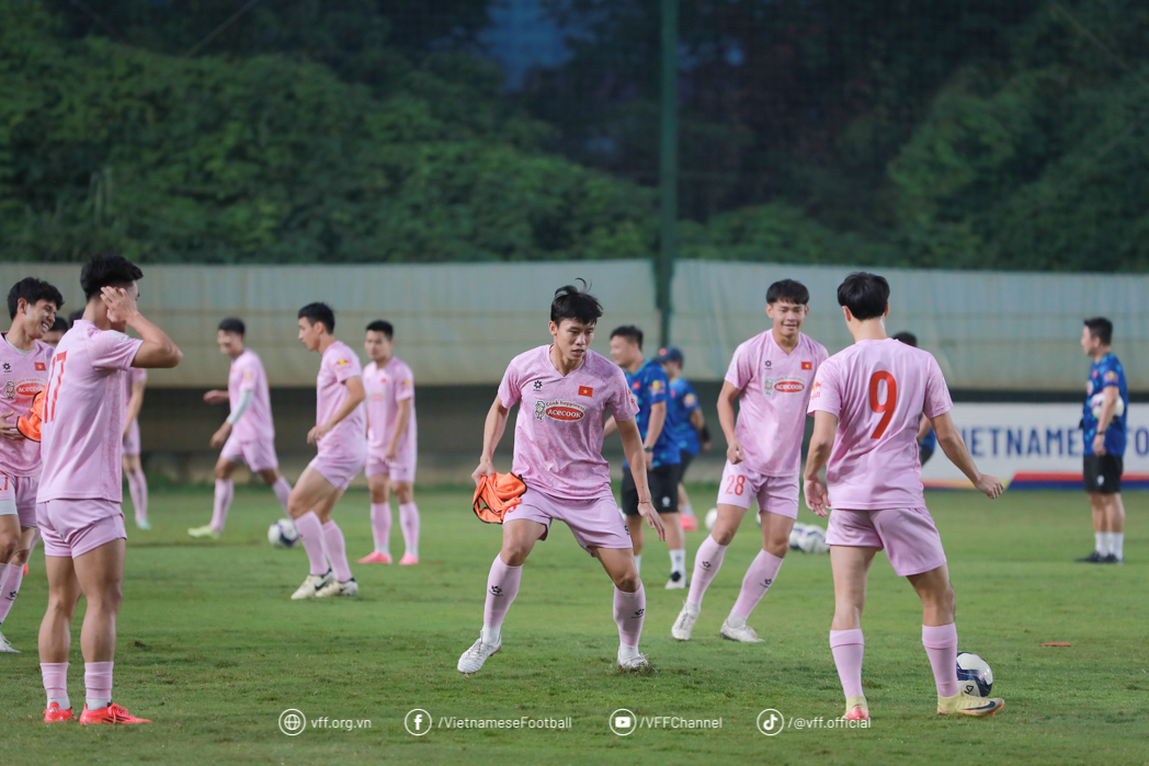Văn To&agrave;n: Tuyển Việt Nam đang hưng phấn!- Ảnh 2.