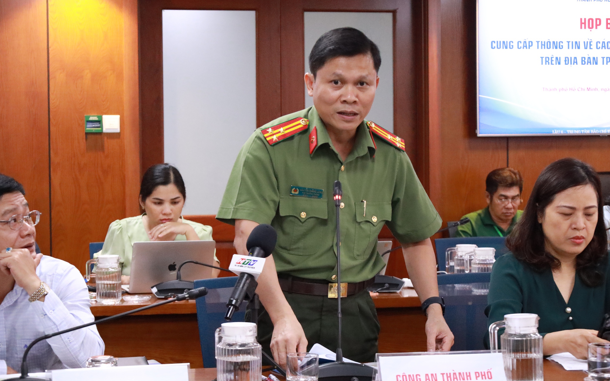 TP HCM: C&ocirc;ng an th&ocirc;ng tin về nh&oacute;m người giả danh xe &ocirc;m c&ocirc;ng nghệ