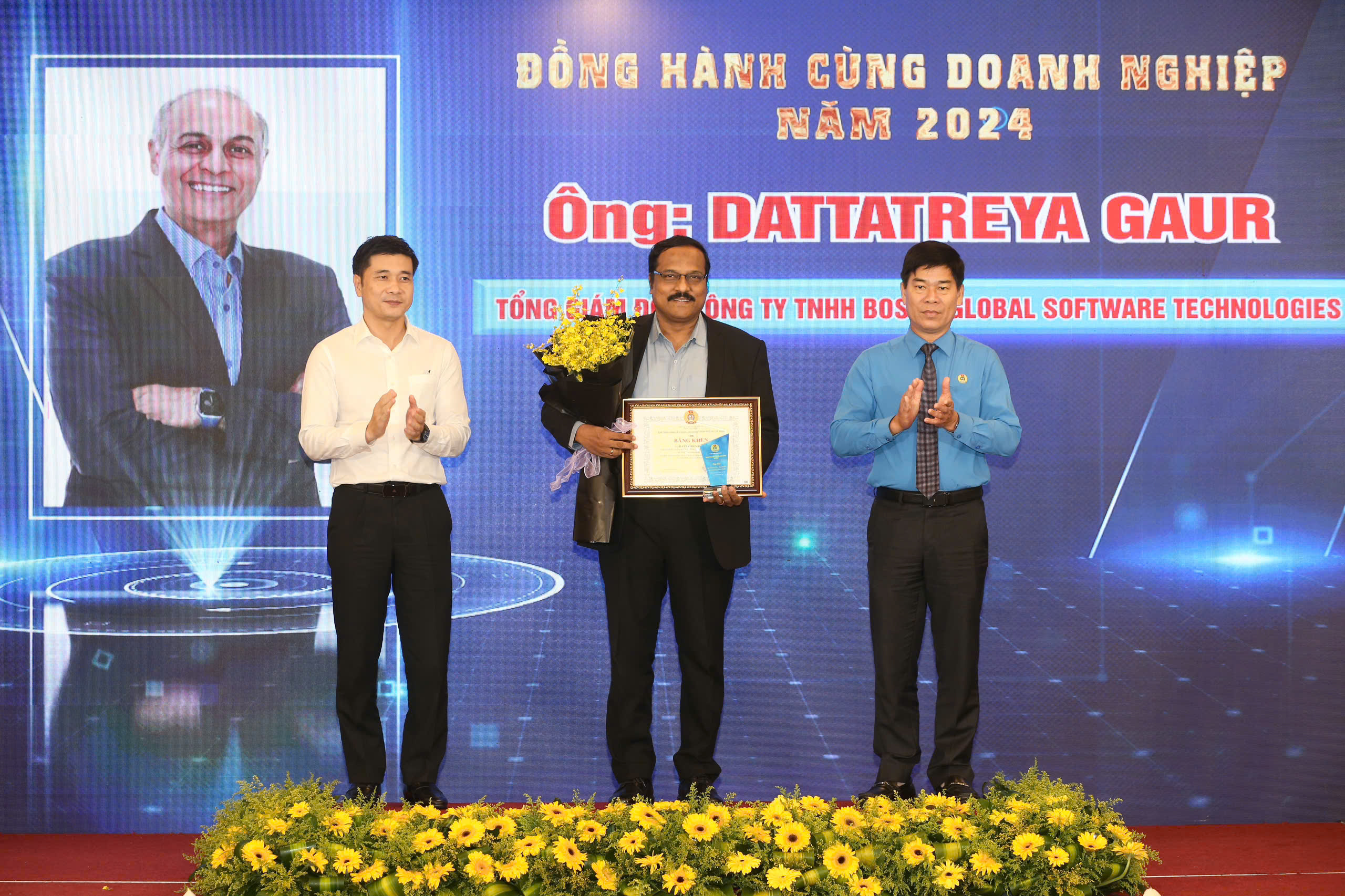 LĐLĐ TP HCM t&ocirc;n vinh 23 chủ doanh nghiệp hết l&ograve;ng v&igrave; người lao động- Ảnh 4.