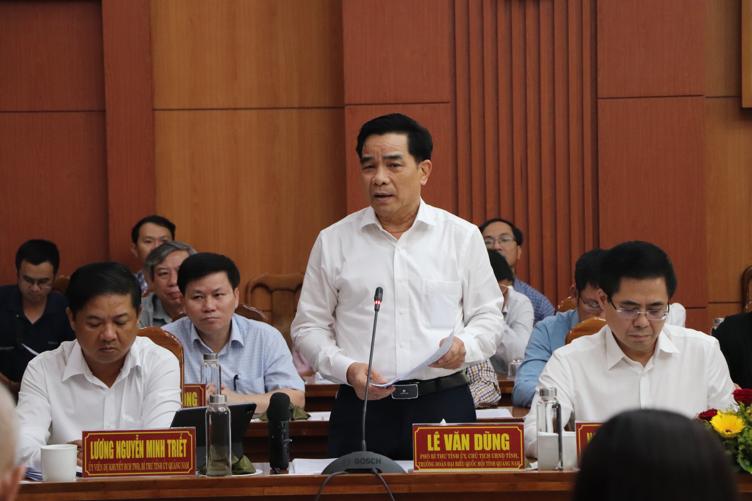 Ph&oacute; Thủ tướng Thường trực Nguyễn H&ograve;a B&igrave;nh l&agrave;m việc với 5 địa phương miền Trung- Ảnh 3.