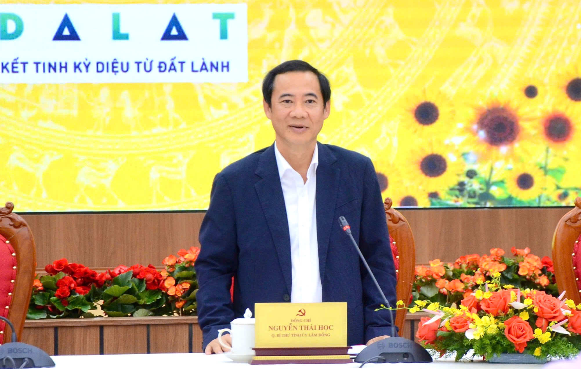 Quyền B&iacute; thư Tỉnh ủy L&acirc;m Đồng đặt c&acirc;u hỏi: V&igrave; sao 9 th&aacute;ng chỉ thu h&uacute;t được 3 dự &aacute;n?- Ảnh 6.