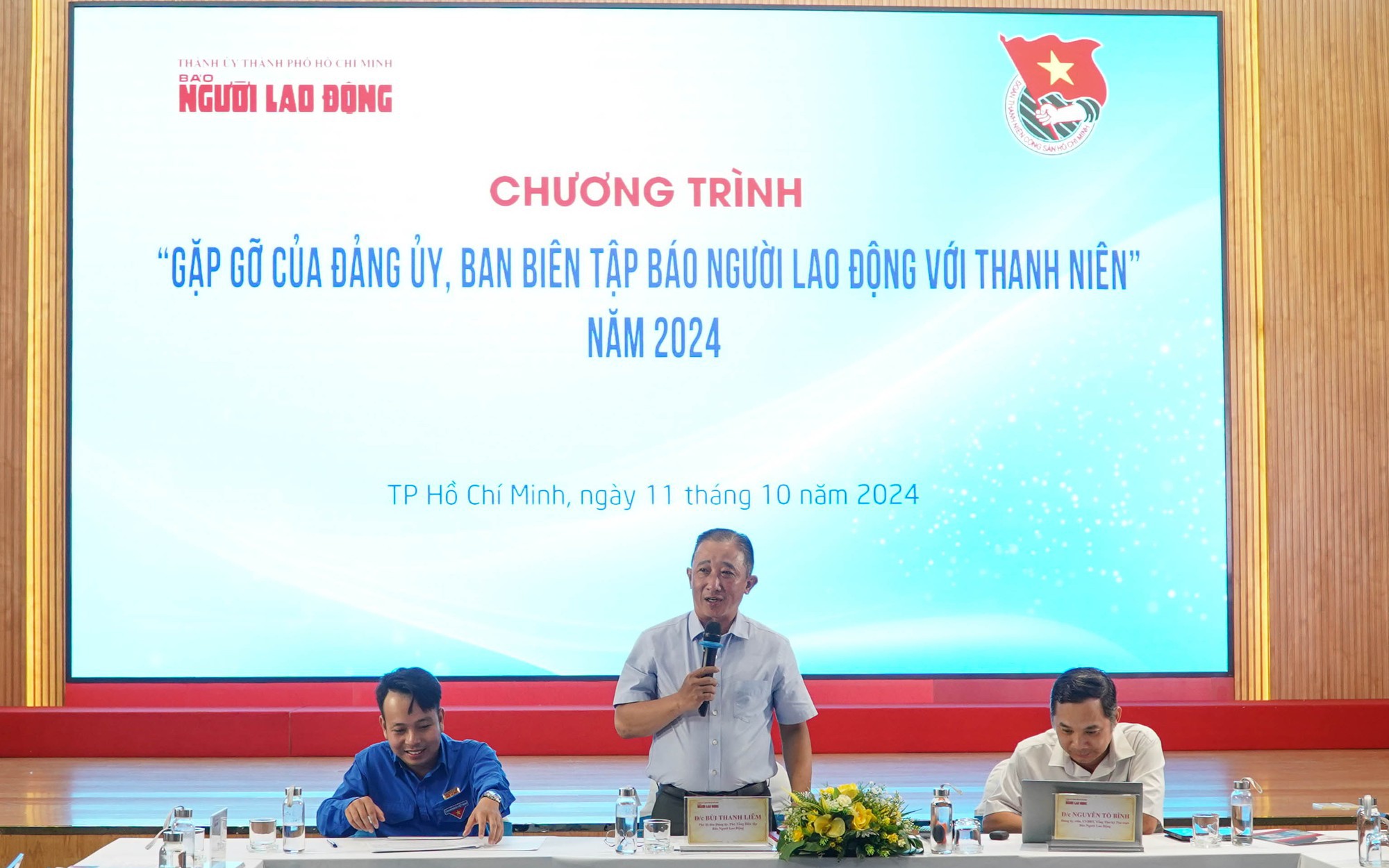 Đảng uỷ, Ban Biên tập Báo Người Lao Động lắng nghe, chia sẻ với thanh niên