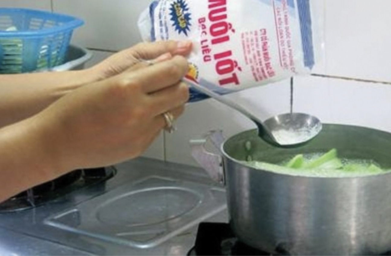 Nhiều người Việt bị "đ&oacute;i" vi chất dinh dưỡng- Ảnh 2.
