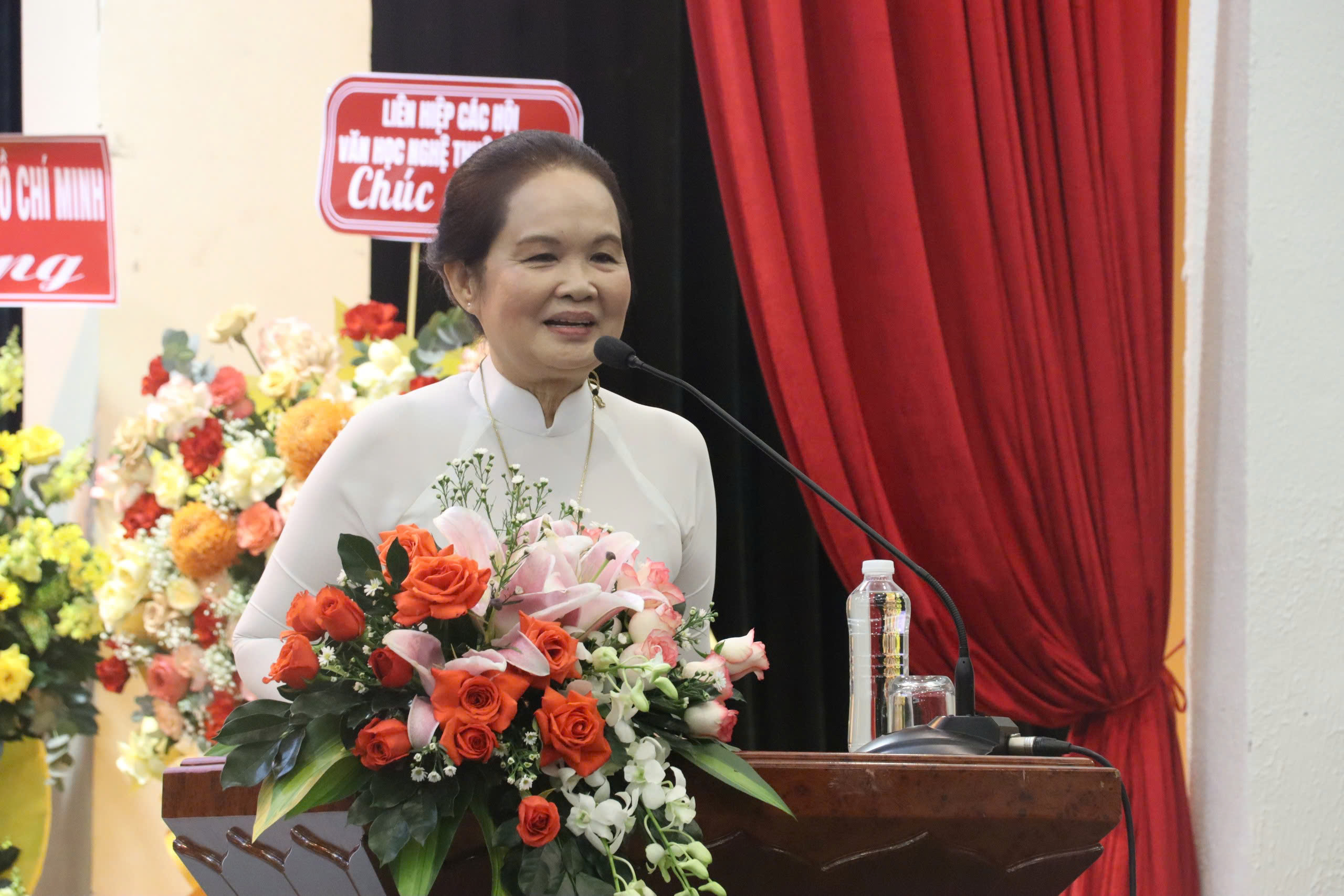 Nguyễn Nhật &Aacute;nh v&agrave; trăn trở về nghiệp văn chương- Ảnh 6.