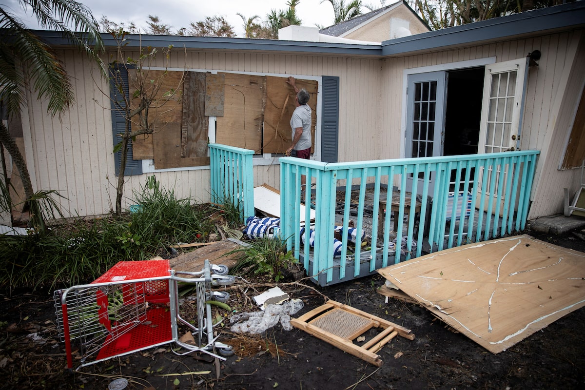 &ldquo;Vũ kh&iacute;" chết người nhất của b&atilde;o Milton x&eacute; toạc Florida- Ảnh 4.