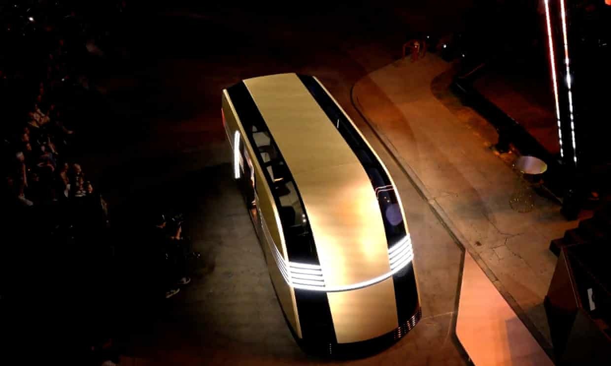 Tỉ ph&uacute; Elon Musk ra mắt xe tự l&aacute;i "độc lạ" kh&ocirc;ng v&ocirc; lăng, ch&acirc;n ga với gi&aacute; 744 triệu đồng- Ảnh 3.