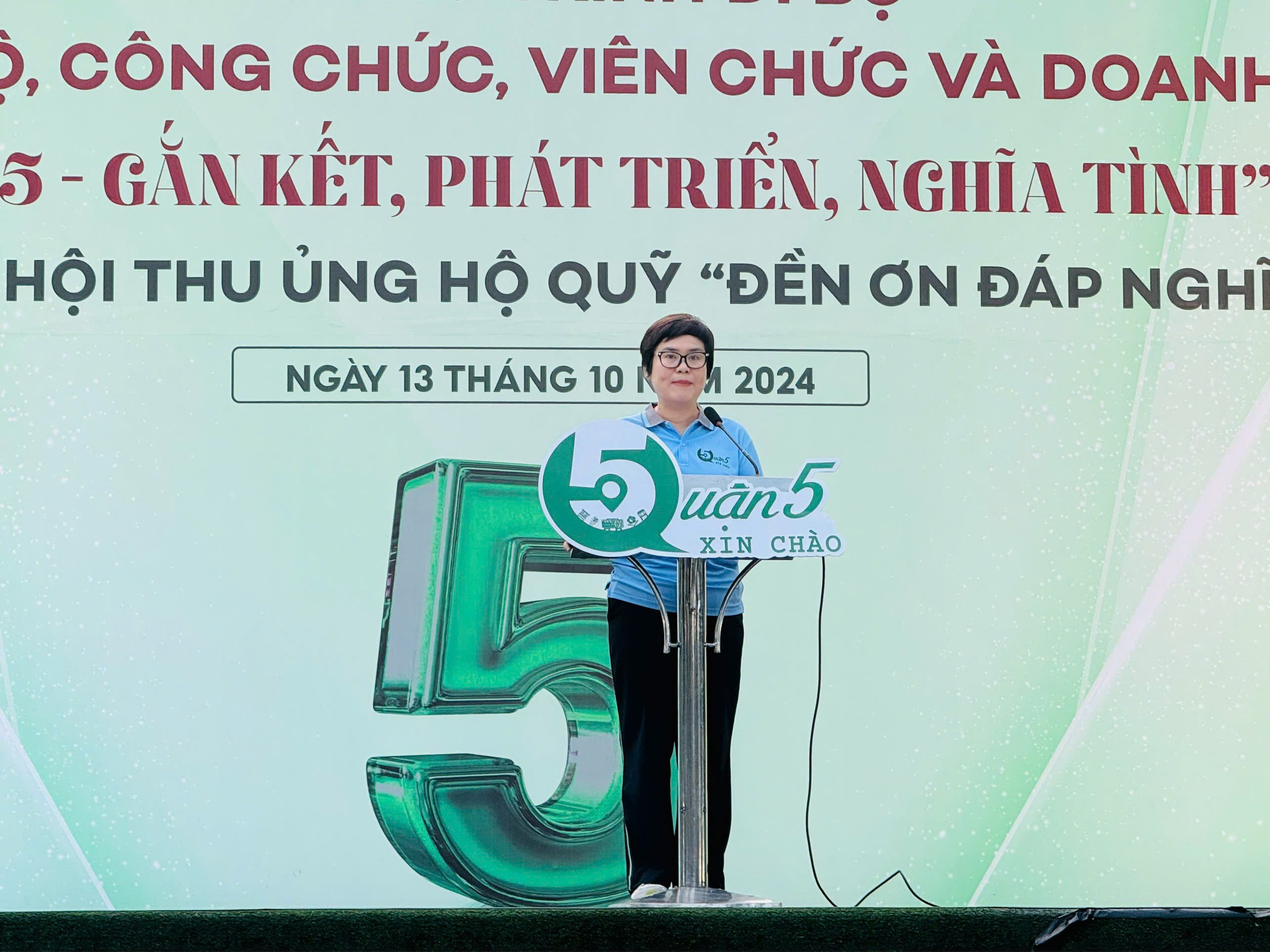 Tưng bừng Giải đi bộ Cán bộ, công chức, viên chức, doanh nghiệp Quận 5 - Ảnh 1.