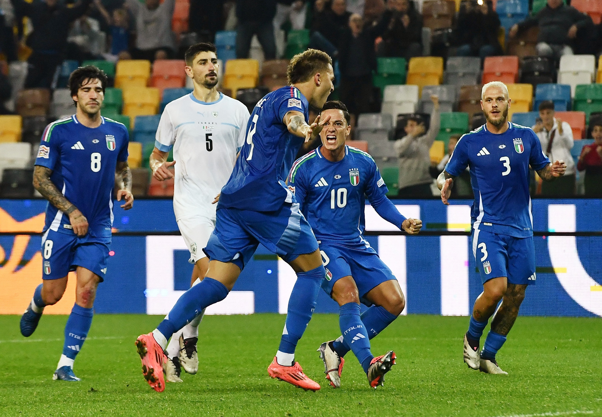 Tuyển &Yacute; thẳng tiến bảng "tử thần", Ph&aacute;p chờ v&eacute; tứ kết Nations League- Ảnh 6.