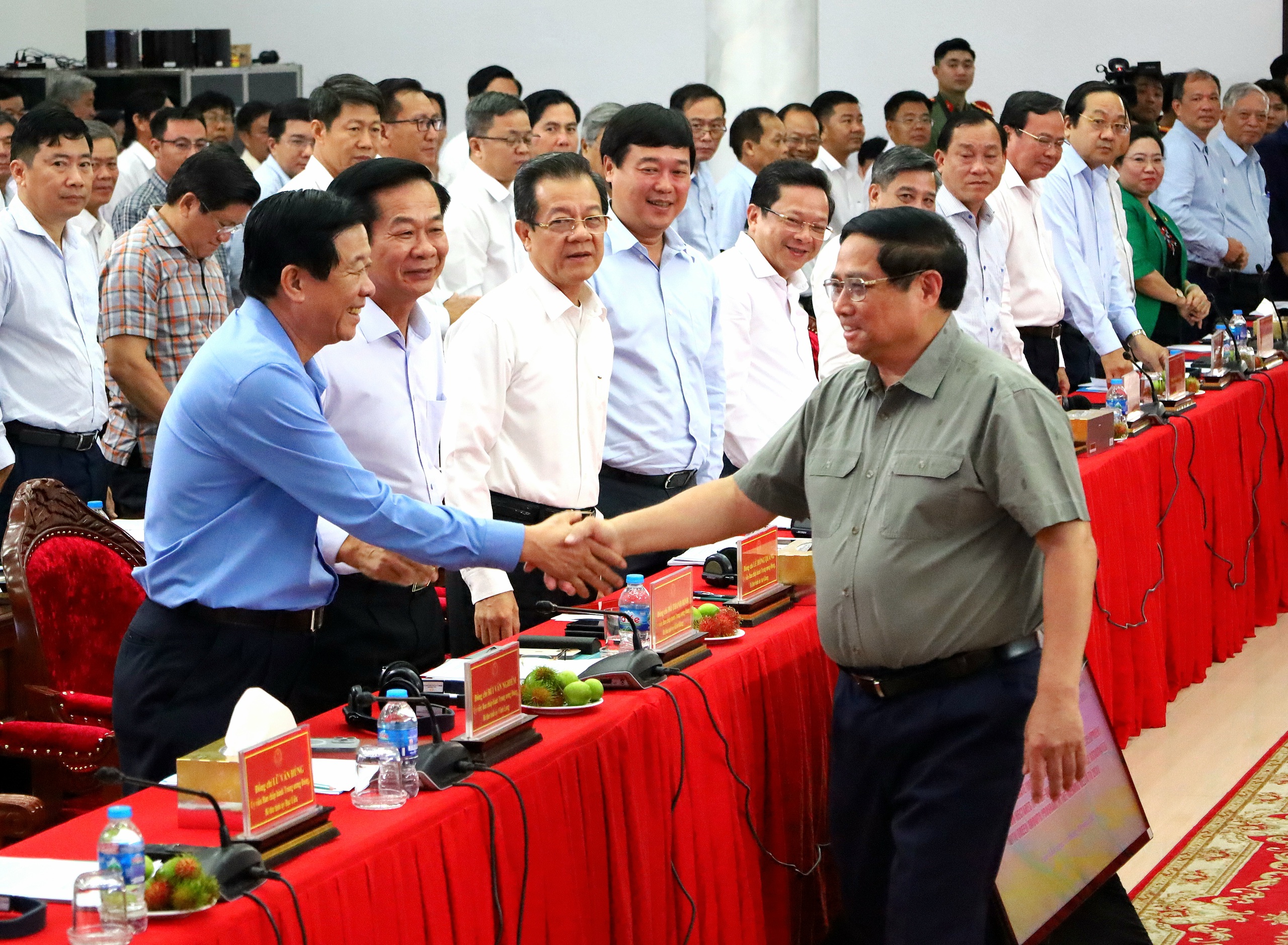 Thủ tướng Phạm Minh Ch&iacute;nh: Phải 