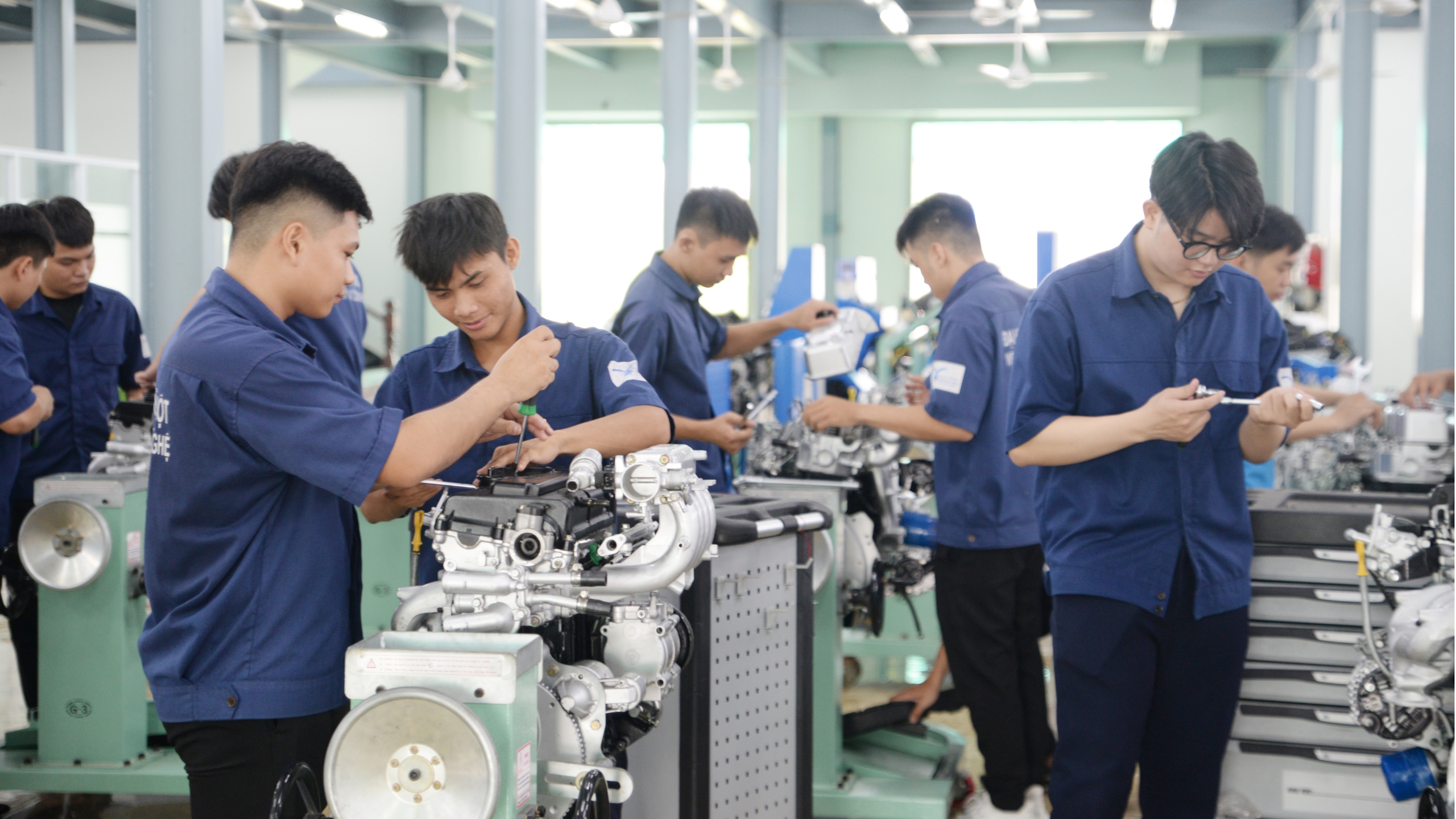 Trường Đại học Thủ Dầu Một thu sai 37 tỉ đồng tiền mua sắm vật tư thực h&agrave;nh của sinh vi&ecirc;n- Ảnh 1.