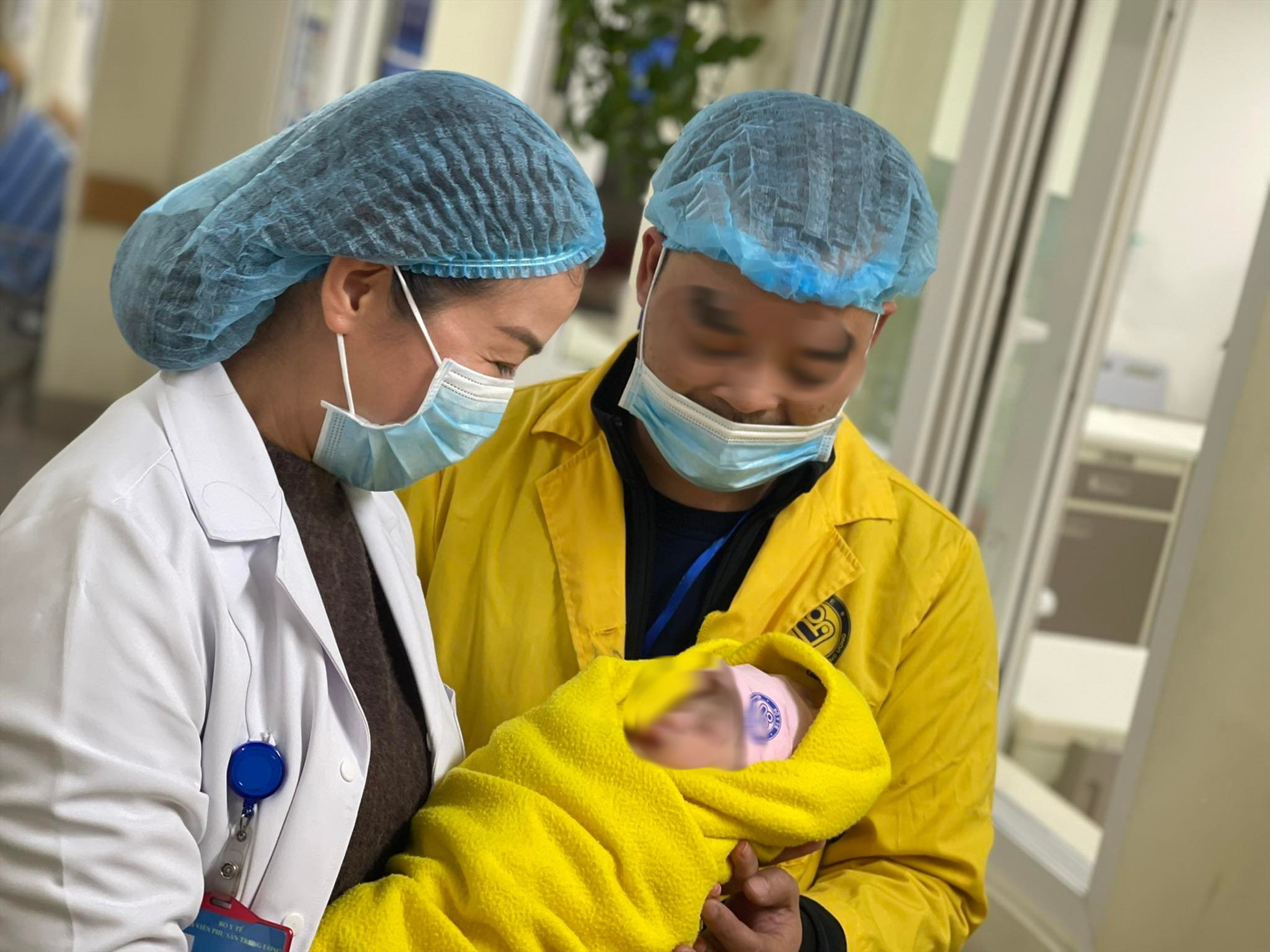 Tỉ lệ sinh mổ tăng cao do "chọn giờ"- Ảnh 1.