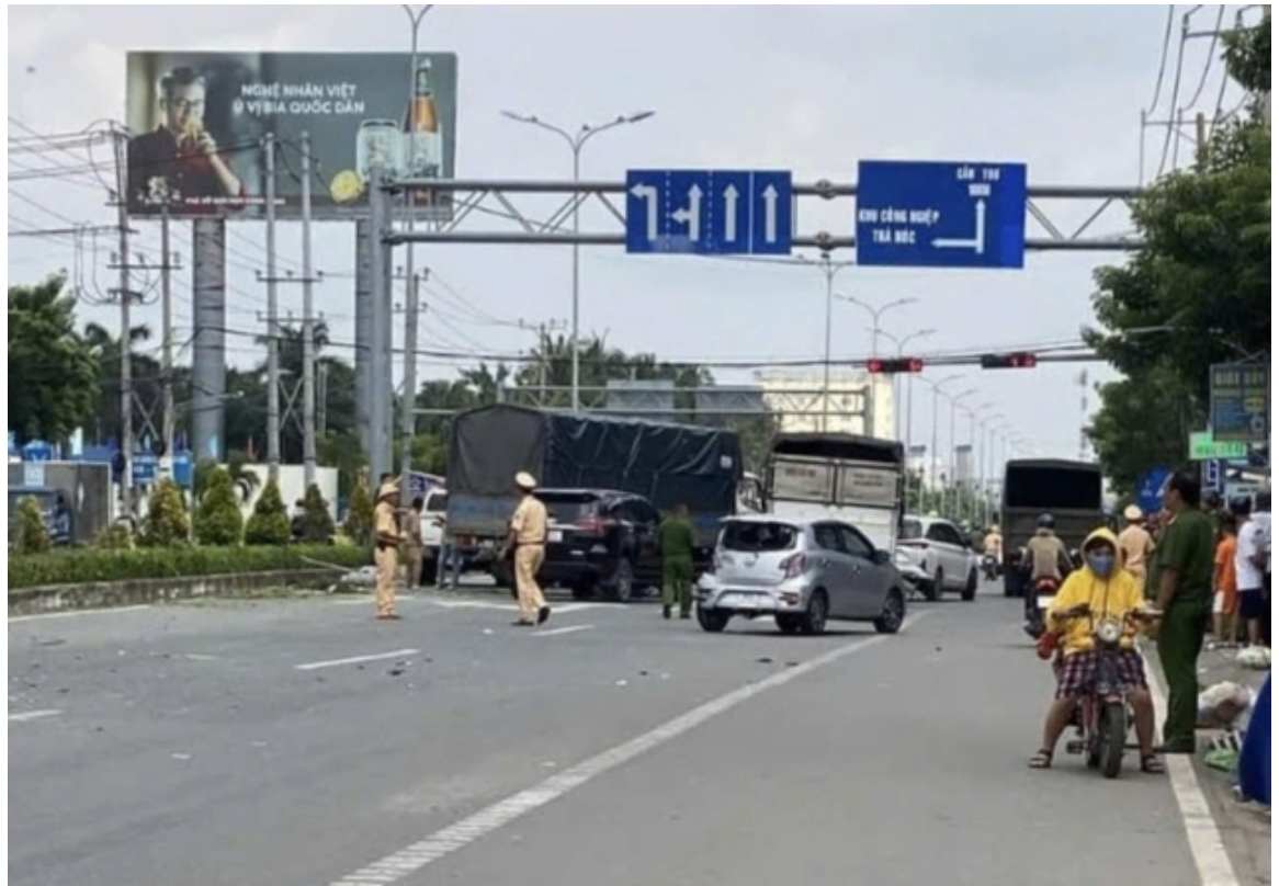C&ocirc;ng an Cần Thơ th&ocirc;ng tin về vụ trộm xe tải bỏ chạy. t&ocirc;ng chết 2 người- Ảnh 2.