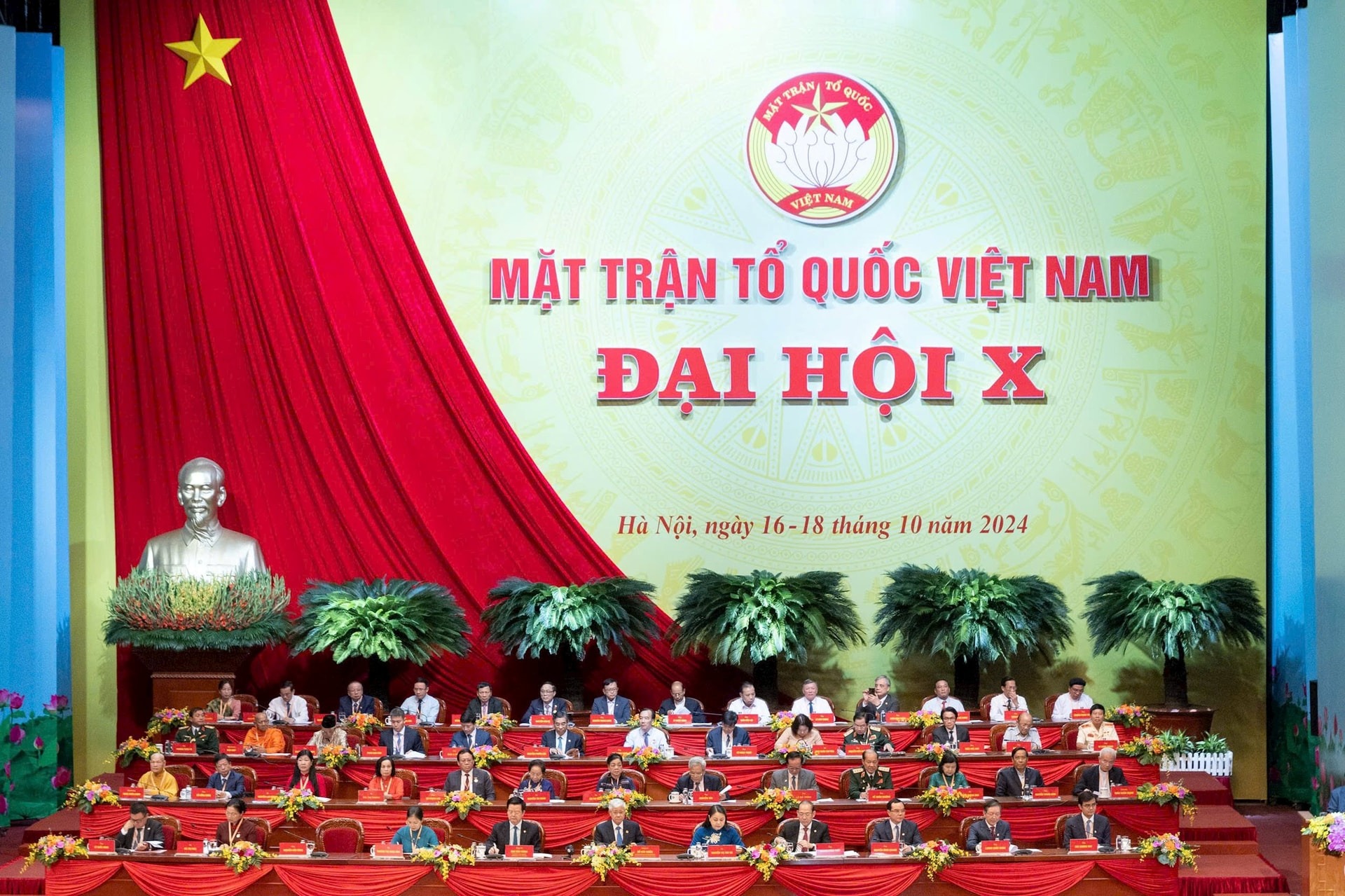 Tổng Bí thư, Chủ tịch nước Tô Lâm tham gia Đoàn Chủ tịch Đại hội MTTQ Việt Nam lần thứ X- Ảnh 1.