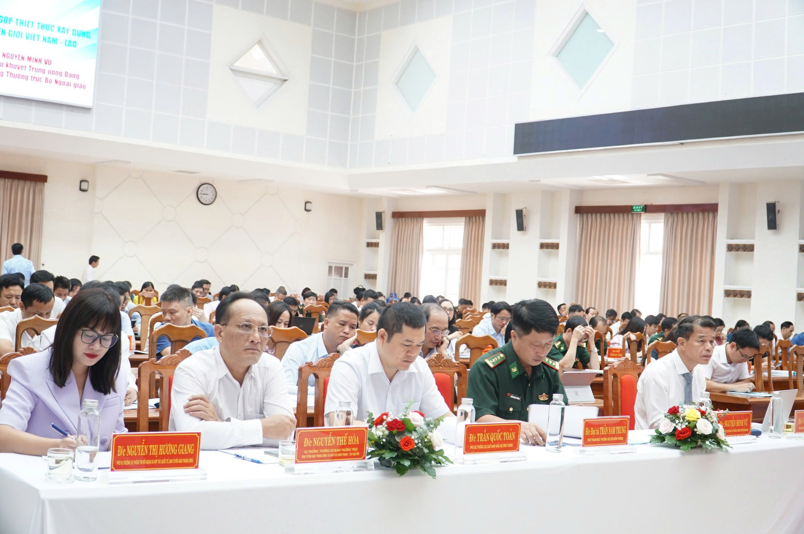 Ban Tuyên giáo Trung ương tổ chức hội nghị với 10 tỉnh tiếp giáp Lào- Ảnh 1.