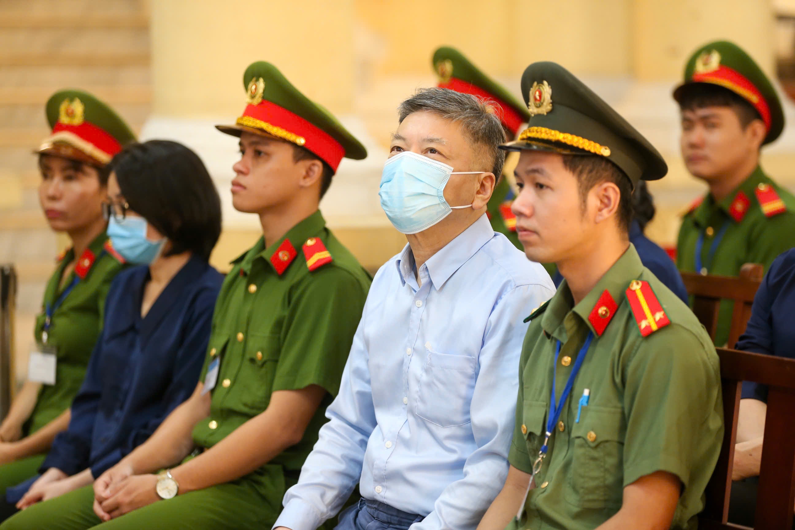 B&agrave; Trương Mỹ Lan l&atilde;nh bản &aacute;n thứ 2- Ảnh 4.