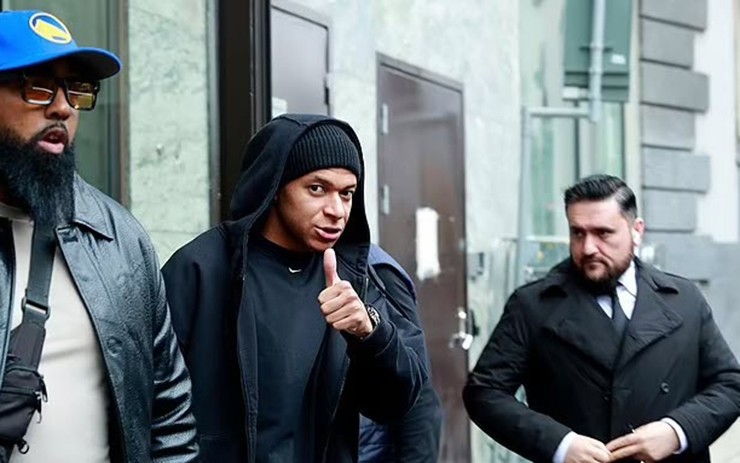Kylian Mbappe bị "gài bẫy" vụ cưỡng dâm phụ nữ ở Thụy Điển?