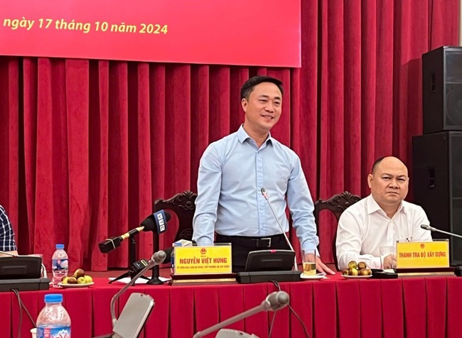 Thứ trưởng Bộ X&acirc;y dựng: Đầu cơ l&agrave; nguy&ecirc;n nh&acirc;n ch&iacute;nh đẩy gi&aacute; nh&agrave; tăng phi l&yacute;- Ảnh 1.