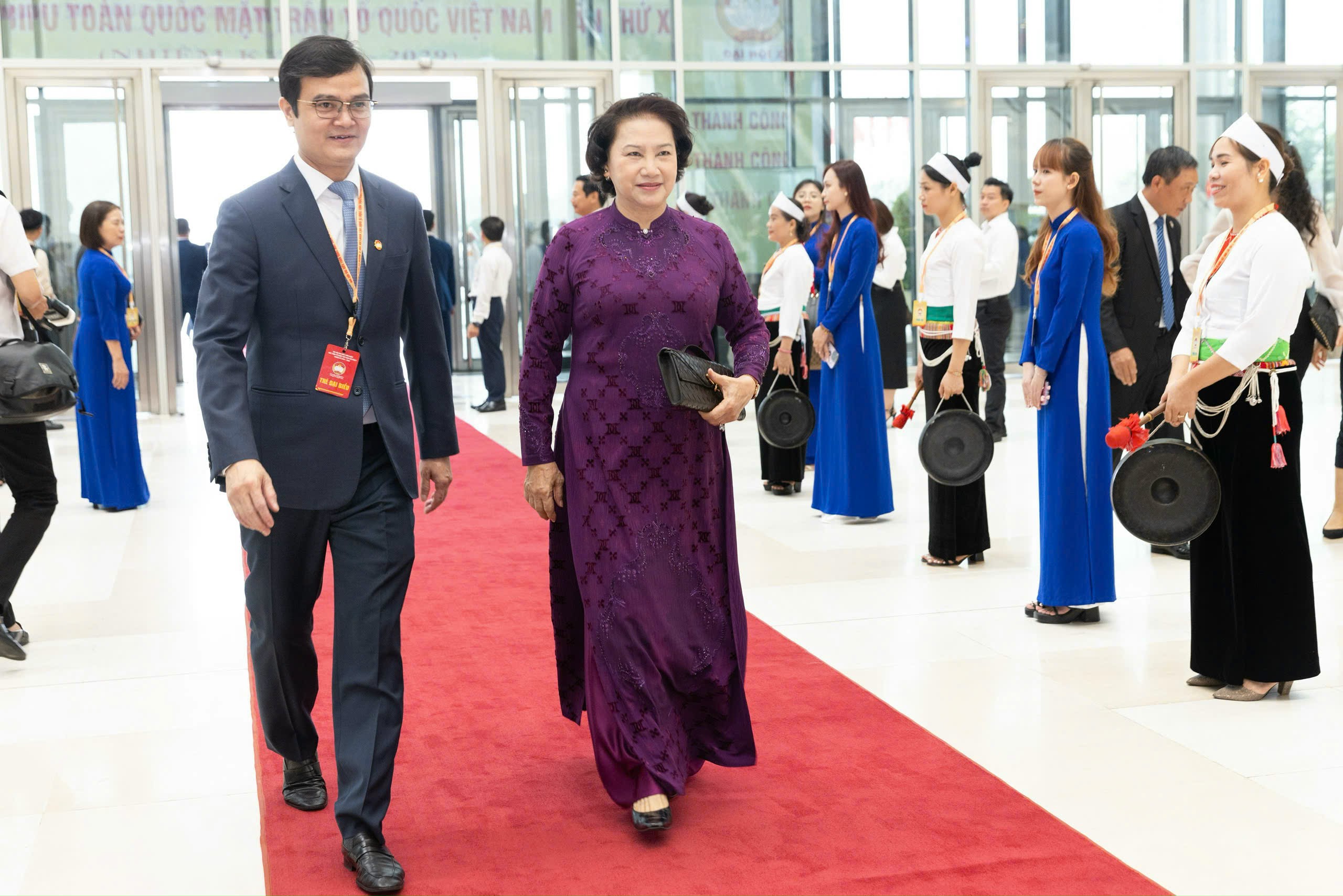 H&igrave;nh ảnh l&atilde;nh đạo Đảng, Nh&agrave; nước dự khai mạc Đại hội đại biểu to&agrave;n quốc MTTQ Việt Nam lần thứ X- Ảnh 6.
