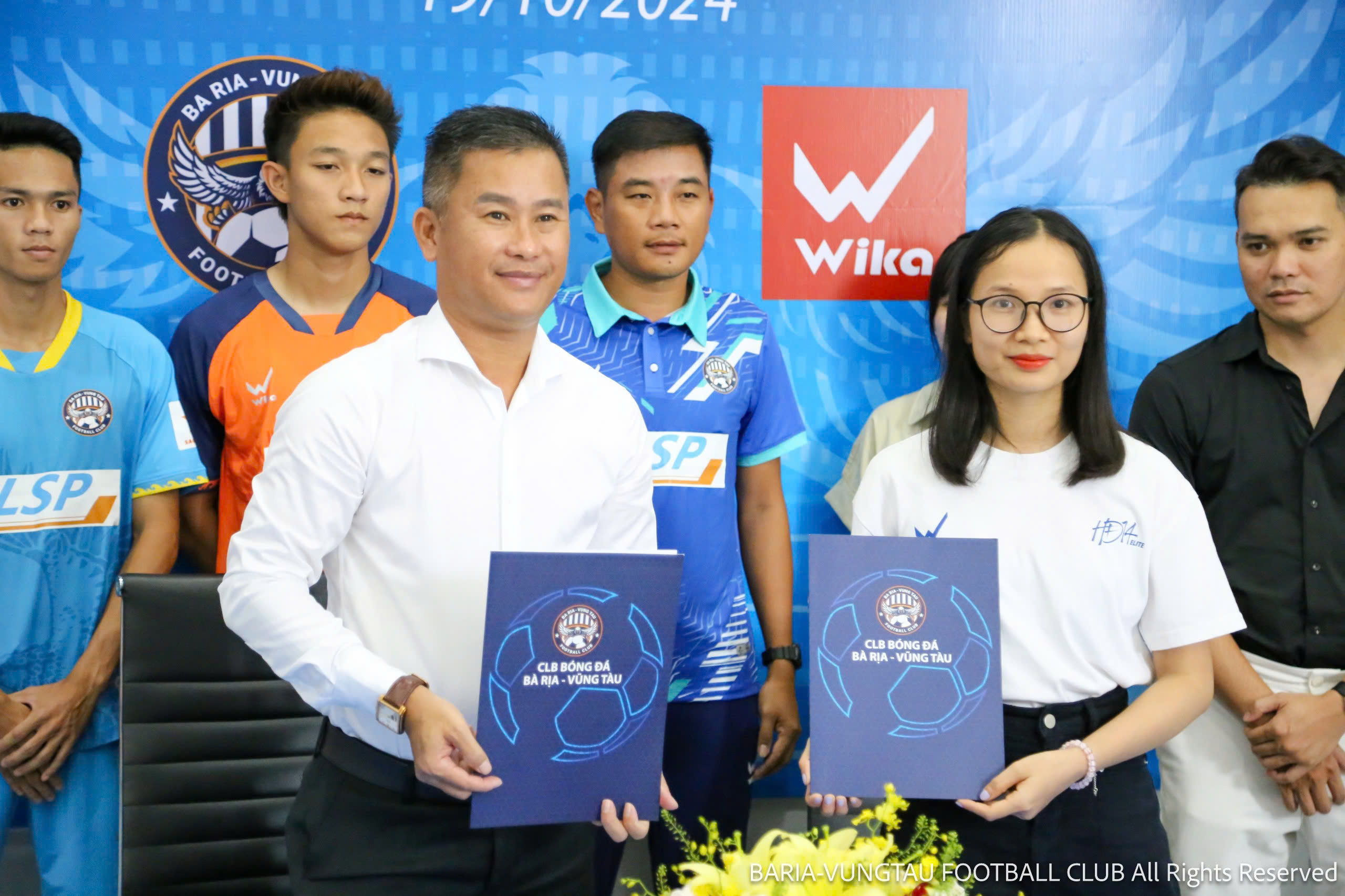 CLB B&agrave; Rịa - Vũng T&agrave;u thắng Huế trong ng&agrave;y khoe &aacute;o mới- Ảnh 1.