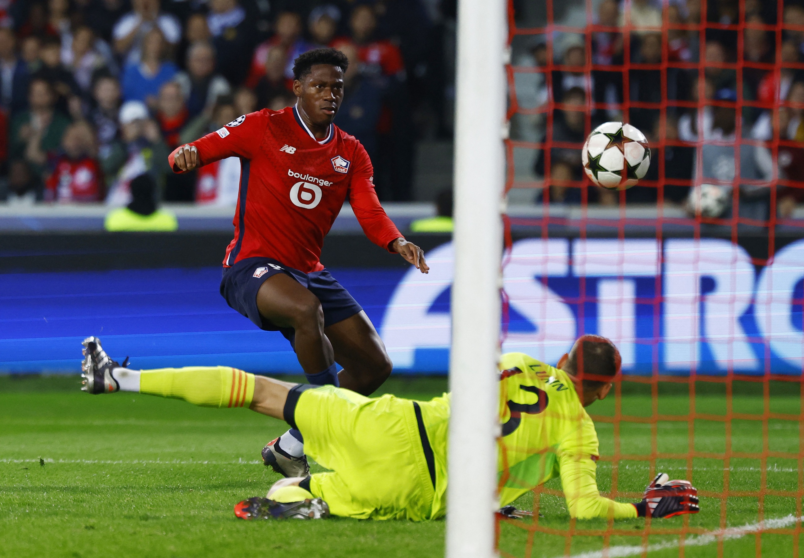 Bayern Munich v&agrave; Real Madrid thua sốc tại Champions League- Ảnh 5.