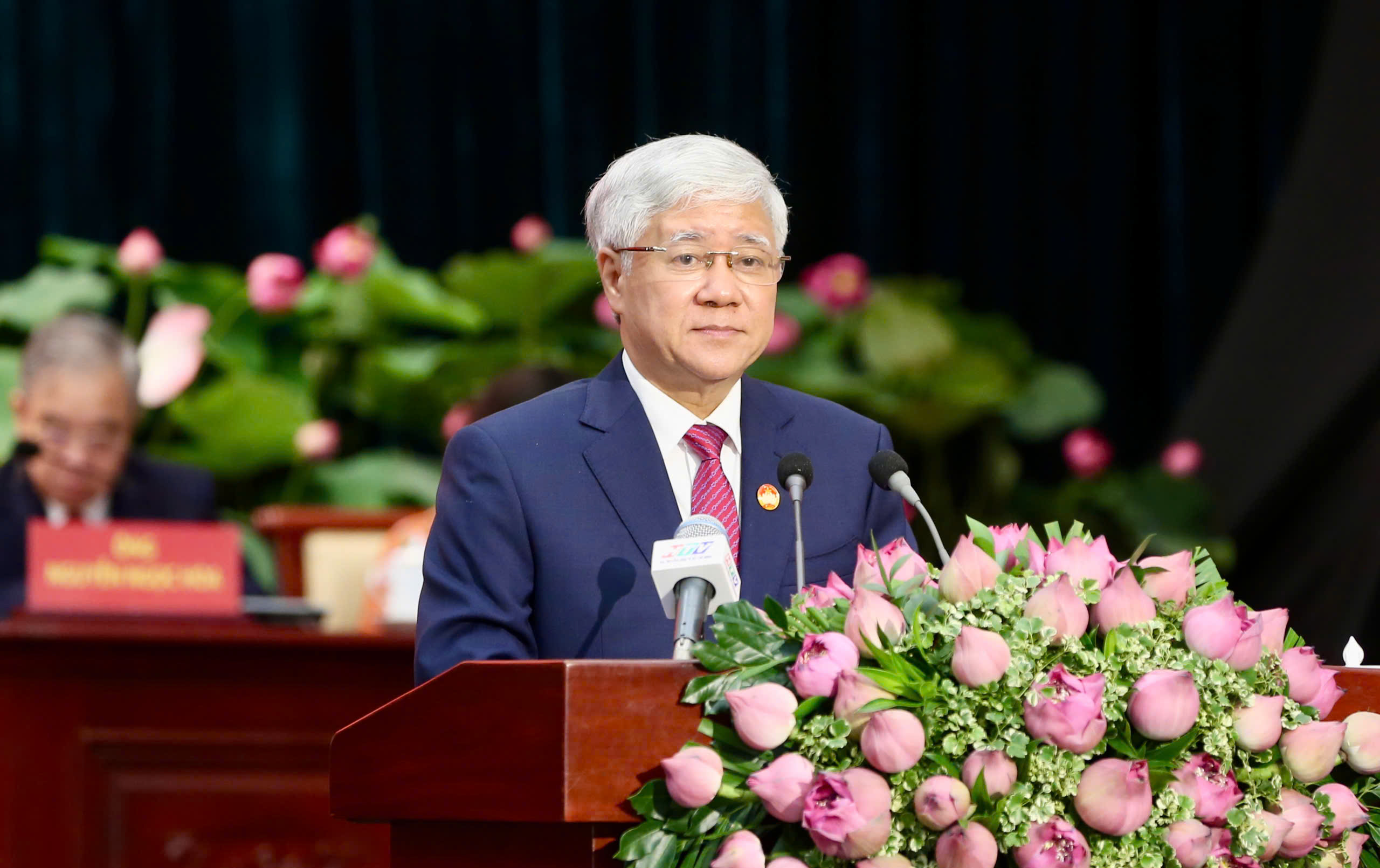 Bí thư Thành ủy Nguyễn Văn Nên: Không để ai lạc lõng, bị bỏ rơi tại TP HCM- Ảnh 4.