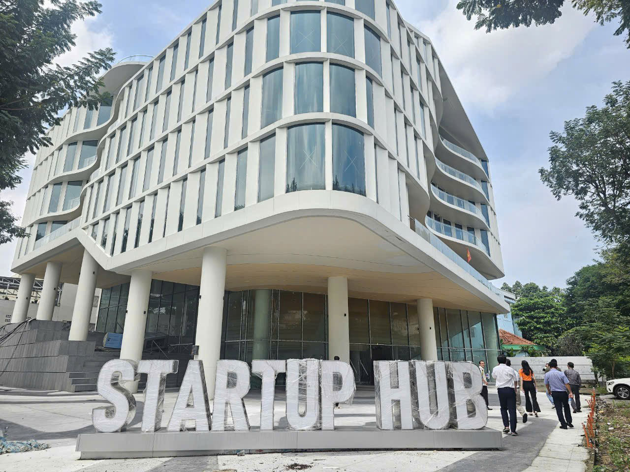 Trung tâm Khởi nghiệp sáng tạo TP HCM được kỳ vọng sẽ trở thành đầu mối kết nối, thúc đẩy các dự án start-up tại Việt Nam và quốc tế. Ảnh: LÊ TỈNH