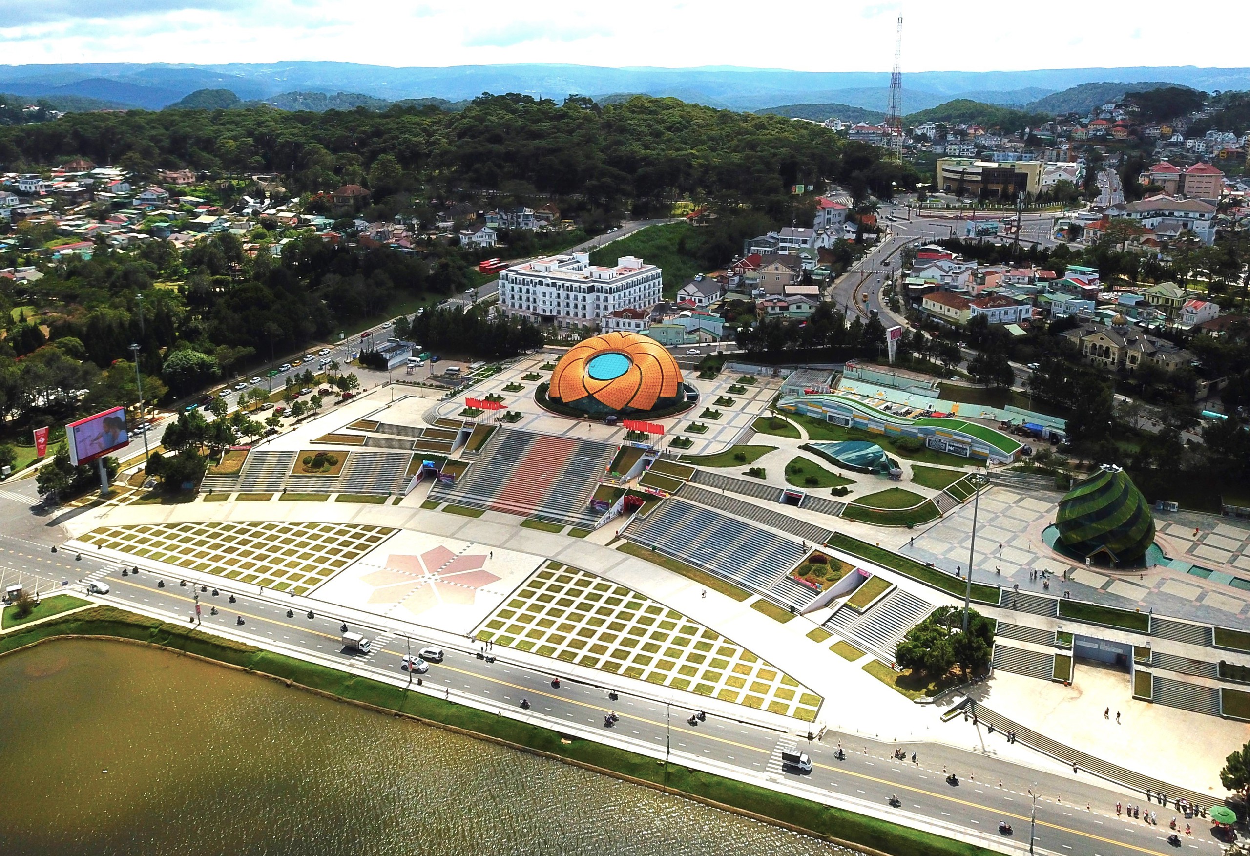 Lâm Đồng xem xét đề nghị tổ chức festival khinh khí cầu lớn nhất Việt Nam- Ảnh 1.