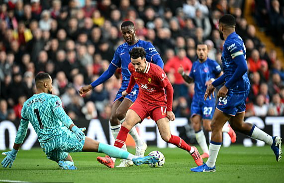 Liverpool quật ngã Chelsea, lấy lại ngôi đầu Ngoại hạng Anh- Ảnh 5.