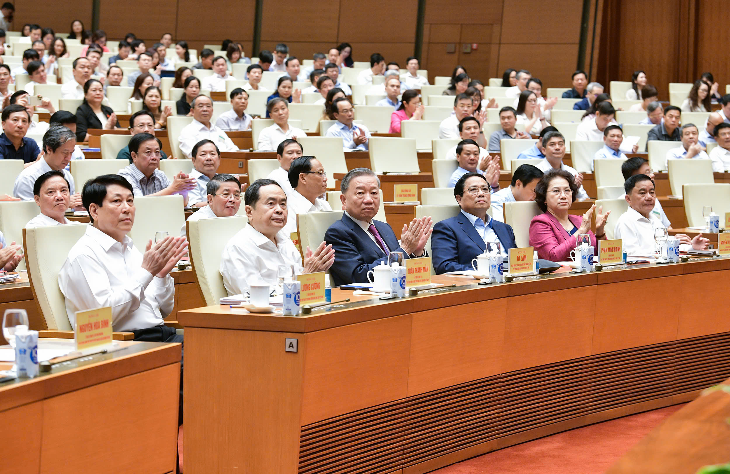 Tổng B&iacute; thư, Chủ tịch nước T&ocirc; L&acirc;m dự hội nghị triển khai thực hiện Nghị quyết Trung ương 10- Ảnh 1.