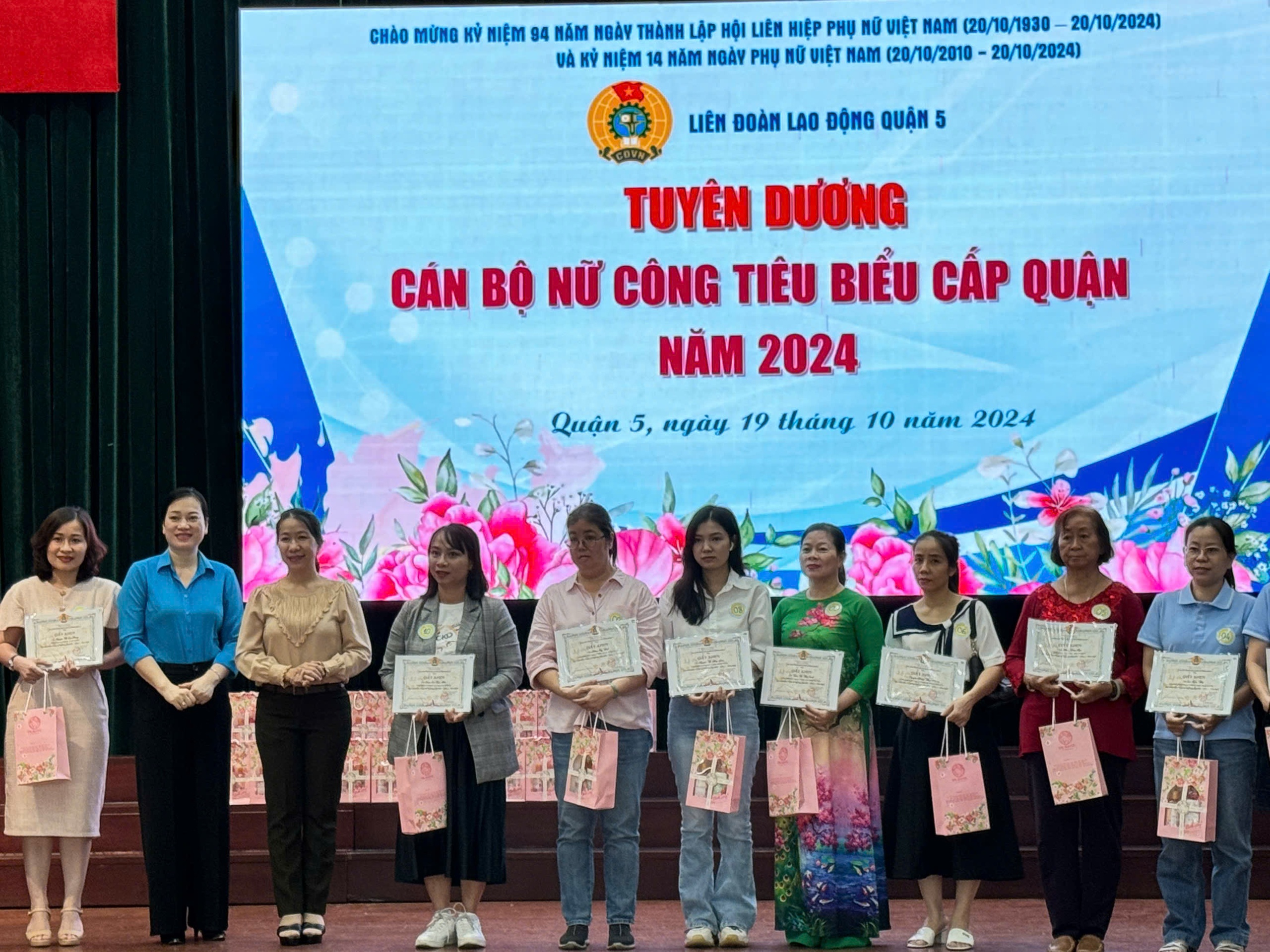 Nhiều hoạt động t&ocirc;n vinh nữ CNVC-LĐ nh&acirc;n Ng&agrave;y Phụ nữ Việt Nam 20 - 10- Ảnh 8.