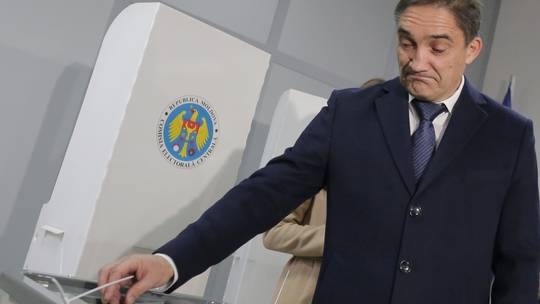 Kịch tính cuộc bỏ phiếu nghiêng về EU của Moldova- Ảnh 3.