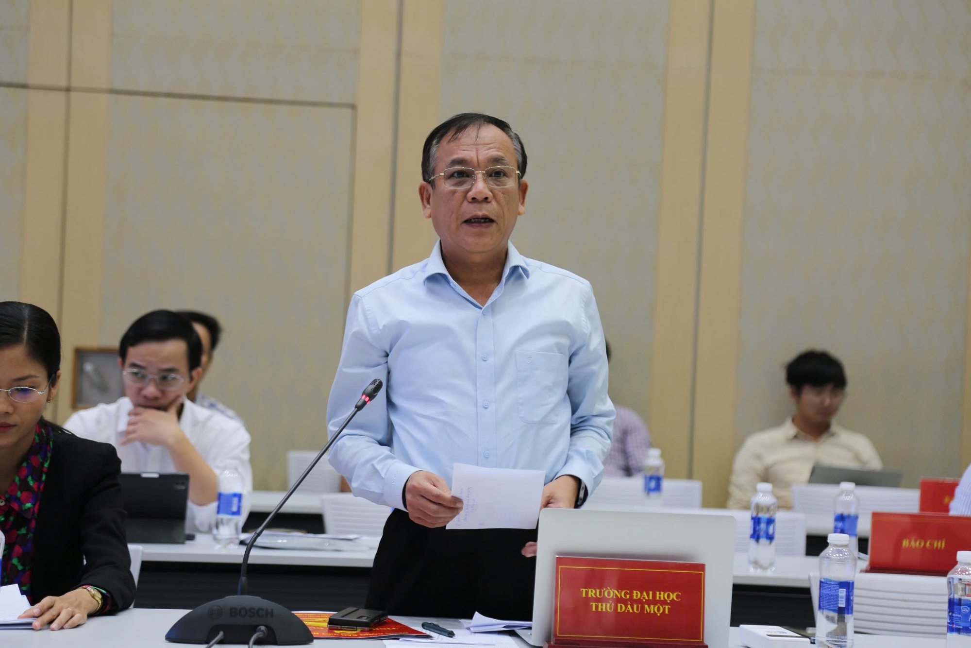 Vụ Trường Đại học Thủ Dầu Một thu sai 37 tỉ đồng: Tỉnh B&igrave;nh Dương chỉ đạo trả lại cho sinh vi&ecirc;n- Ảnh 1.