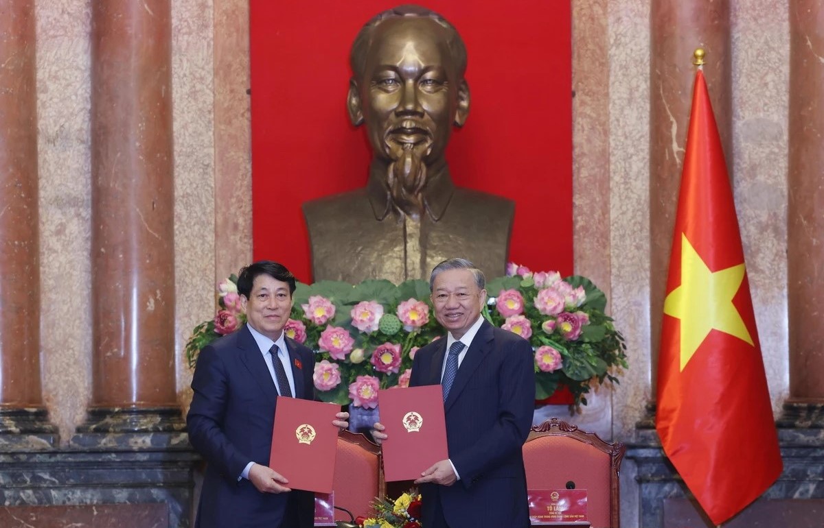 Tổng B&iacute; thư T&ocirc; L&acirc;m v&agrave; Chủ tịch nước Lương Cường b&agrave;n giao c&ocirc;ng t&aacute;c của Chủ tịch nước- Ảnh 2.